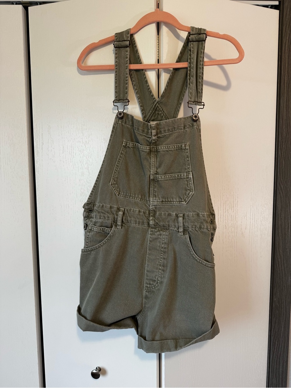 We the Free EUC Med Women's Olive Green Short Overalls - Casual Utility Style